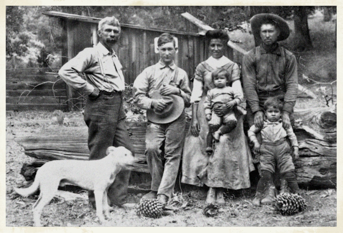 Family Photo 1910