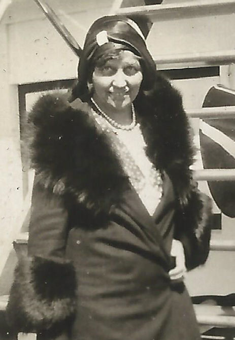 Elvina (Larson) Nease